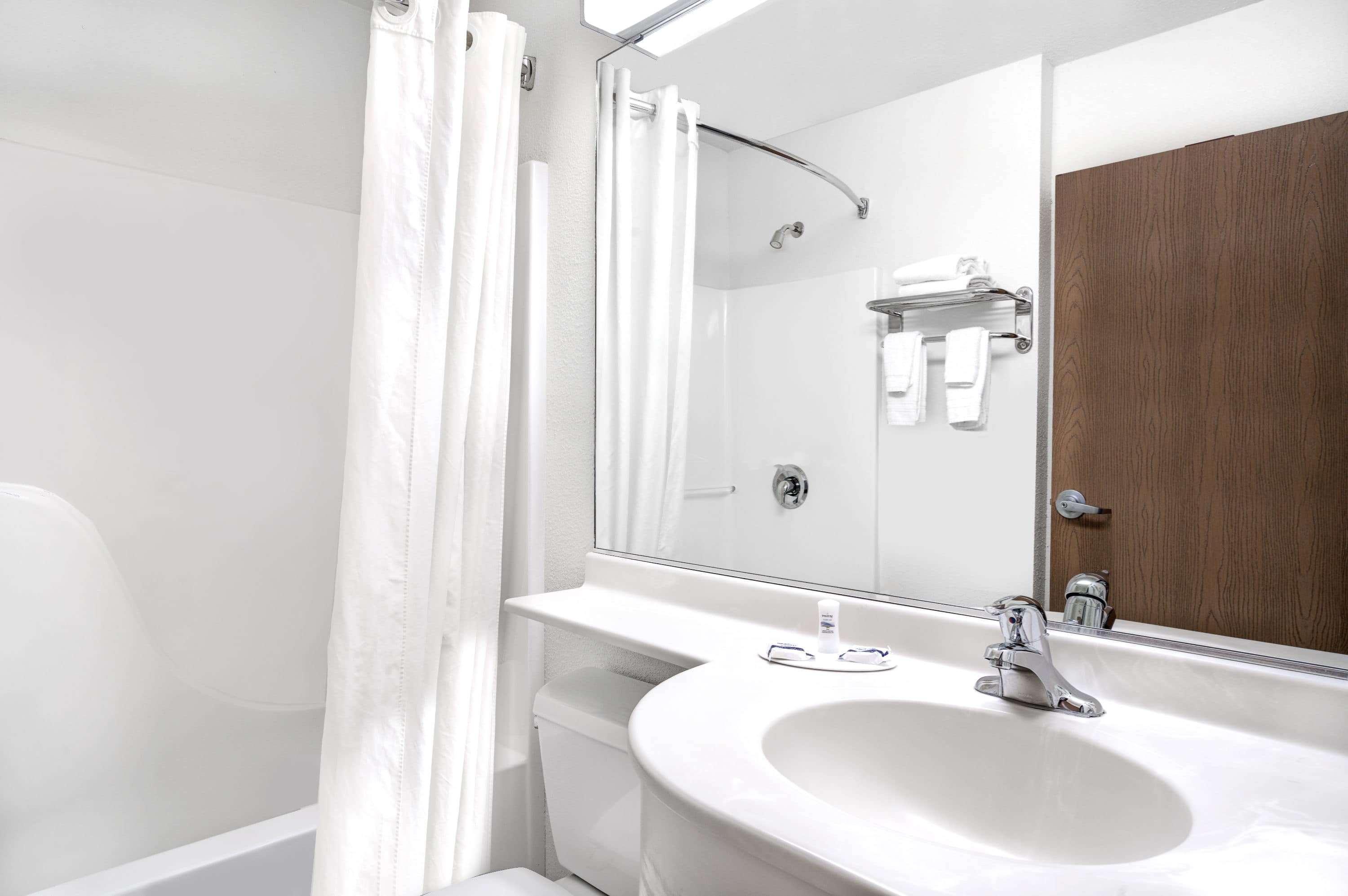 Microtel Inn & Suites By Wyndham מנקאטו מראה חיצוני תמונה